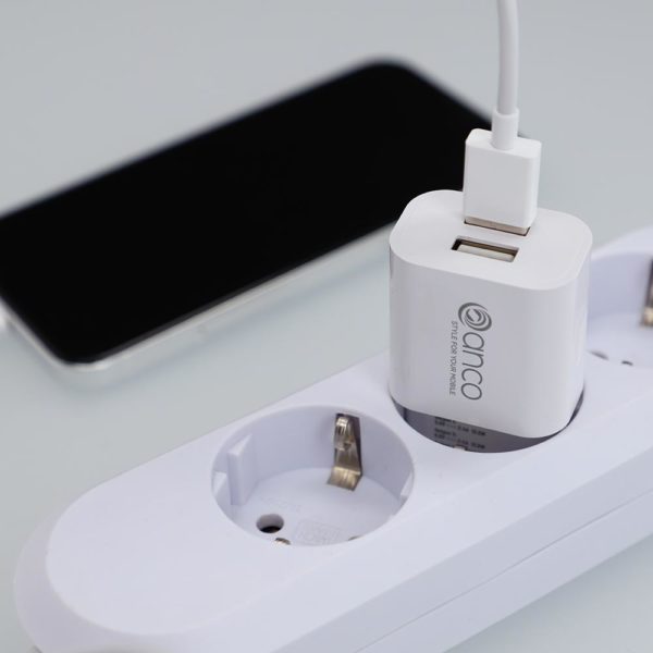 anco charger 12W white livestyle