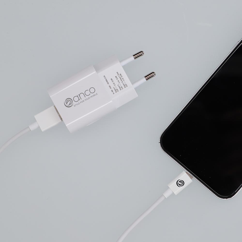 anco charger 12W white livestyle iPhone anco® Ladeset 12W Dual USB-A Auf USB-C weiß Ladeset Ladeset bestehend aus dem anco® Dual USB-A Ladegerät mit 12 Watt und passendem USB-A auf USB-C - Kabel in schwarz