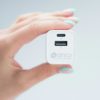 anco charger 25W 30W white livestyle Hand