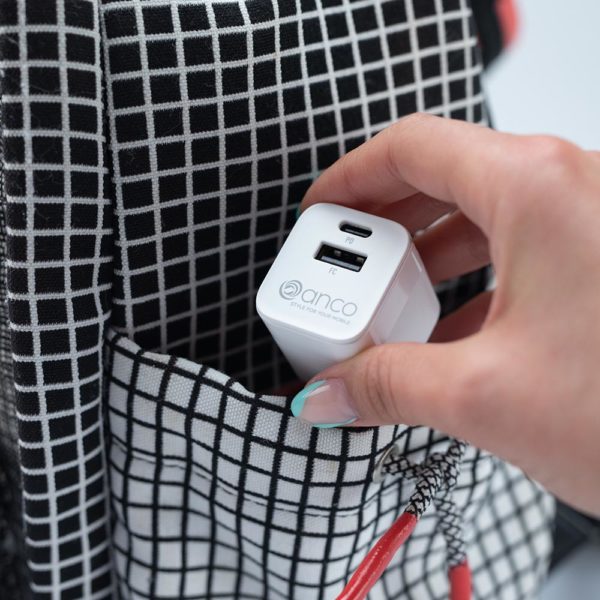 anco charger 25W 30W white livestyle Rucksack