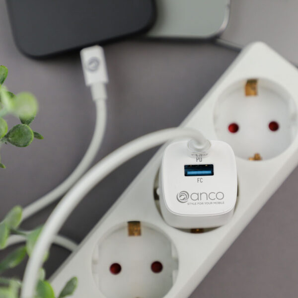 anco® mini 30W USB-C / USB-A Dual Schnellladegerät GaN in weiß in Steckdosenleiste